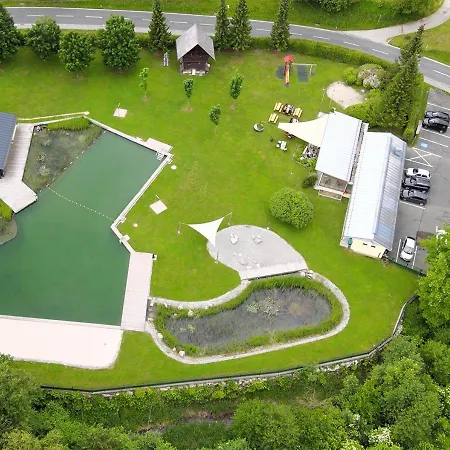 Fiore Am Naturschwimmbad! Puch (Villach)