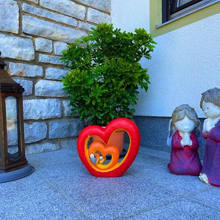 Apartamento Fiore Am Naturschwimmbad! Puch (Villach)