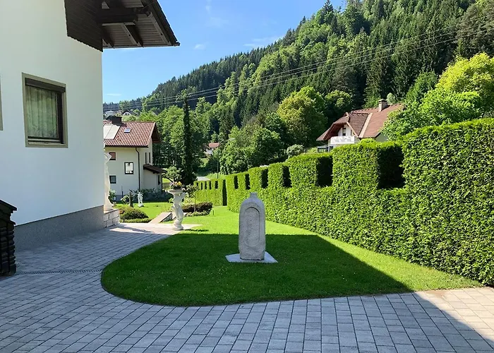 Fiore Am Naturschwimmbad!