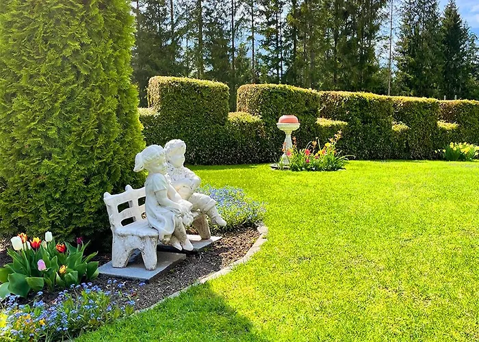 Fiore Am Naturschwimmbad! *