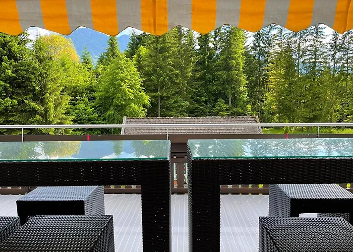 Fiore Am Naturschwimmbad!