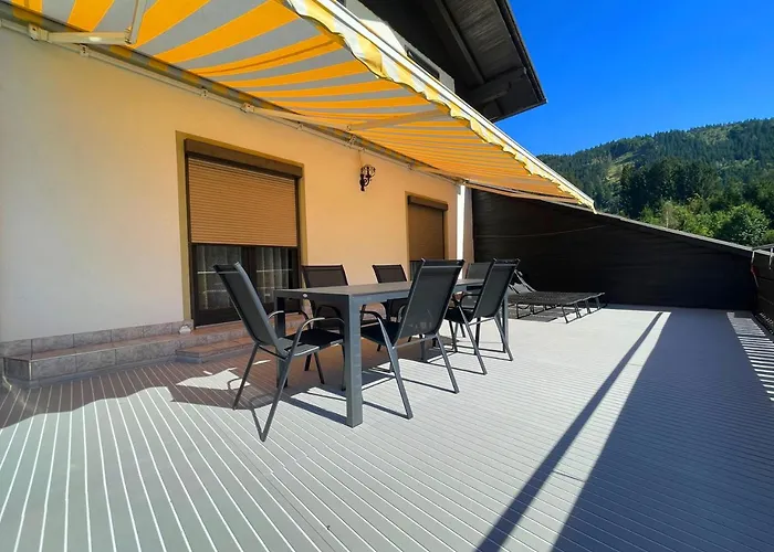 Fiore Am Naturschwimmbad! * Puch (Villach)